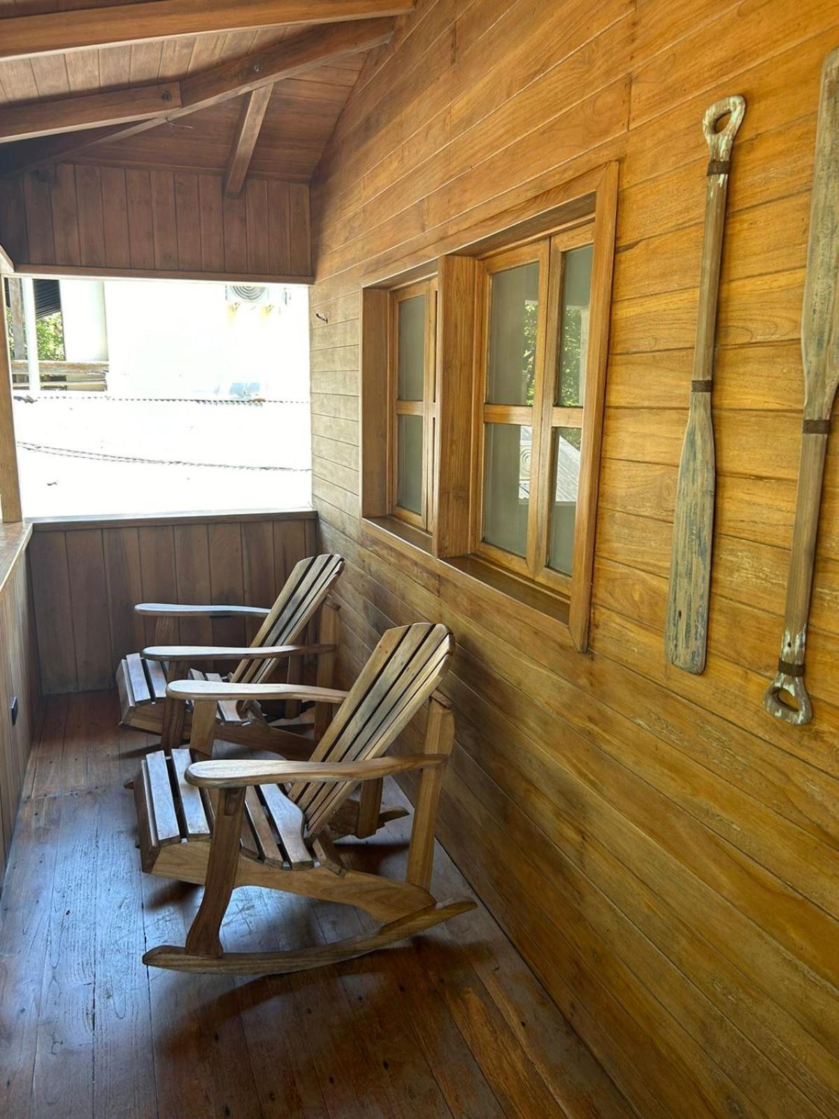 Casa Aura: Beachfront Premium Hostel Tamarindo Luaran gambar
