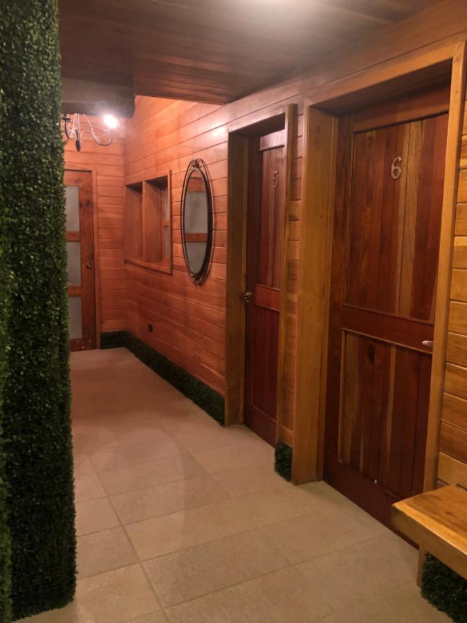 Casa Aura: Beachfront Premium Hostel Tamarindo Luaran gambar